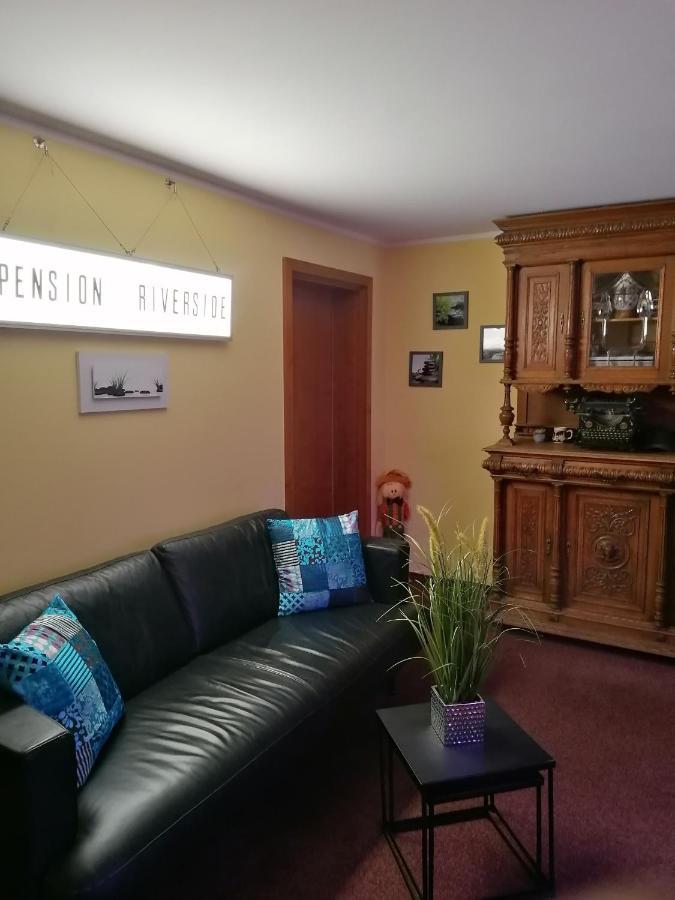 Pension Riverside In Leverkusen Hitdorf Am Rhein - Zentral An Der A1 Und 59 Eksteriør billede