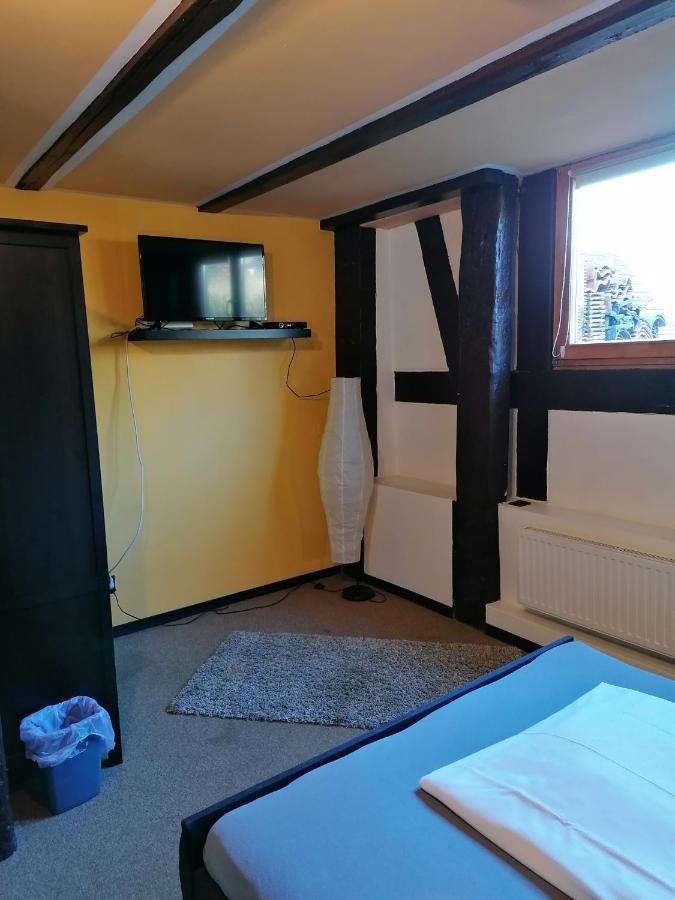 Pension Riverside In Leverkusen Hitdorf Am Rhein - Zentral An Der A1 Und 59 Eksteriør billede