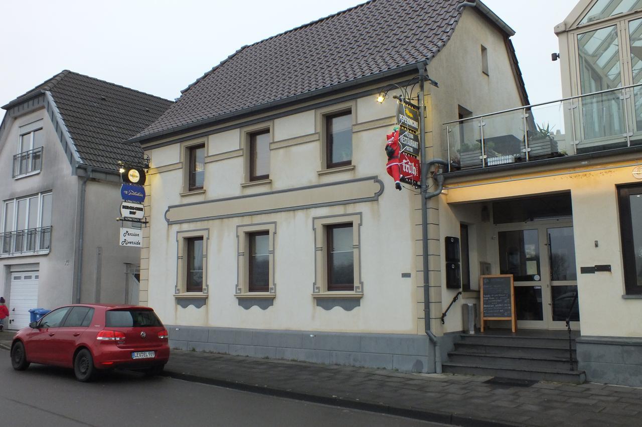 Pension Riverside In Leverkusen Hitdorf Am Rhein - Zentral An Der A1 Und 59 Eksteriør billede